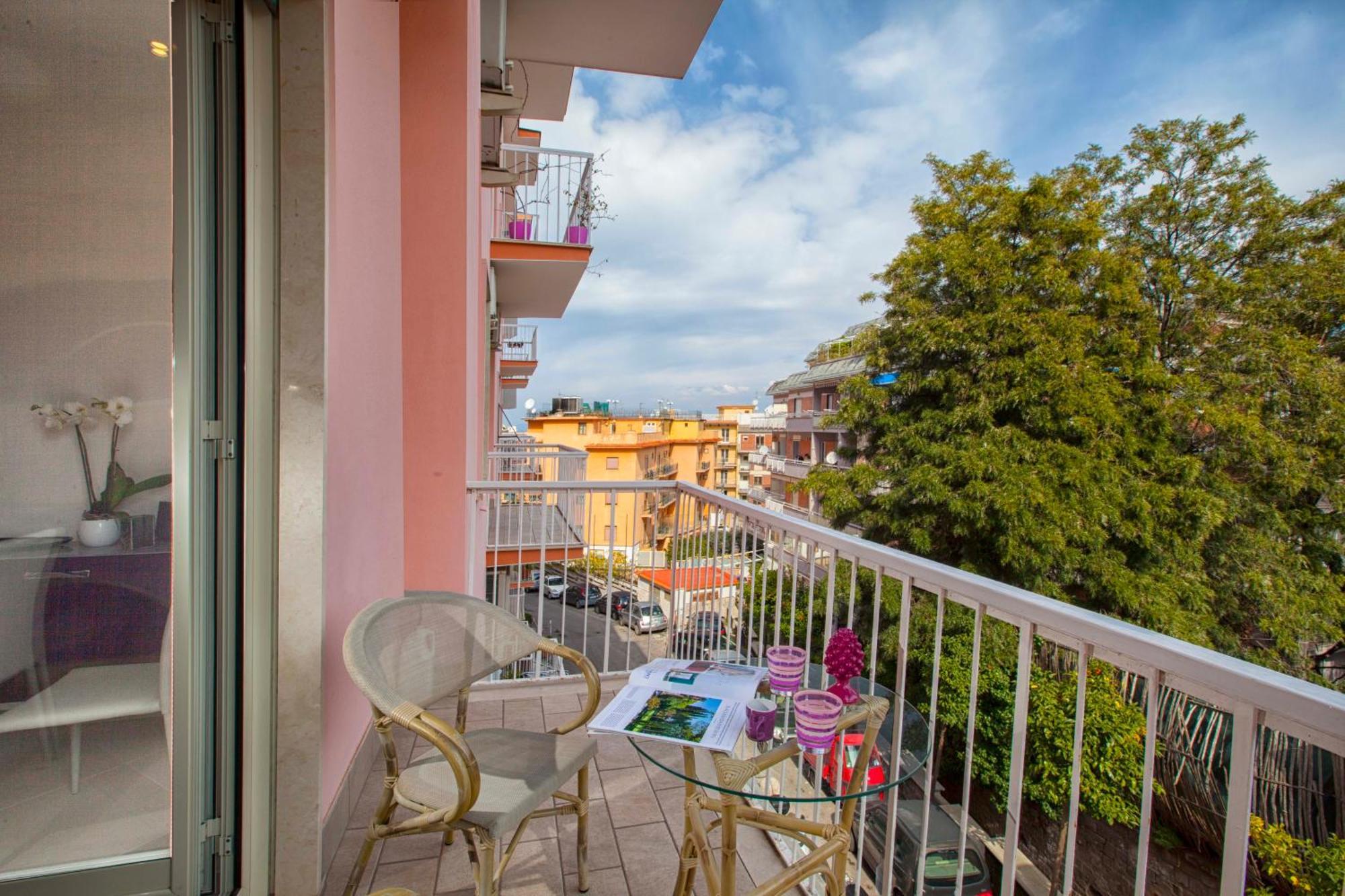 Estate4Home - L'Onda Viola Sorrento Dış mekan fotoğraf